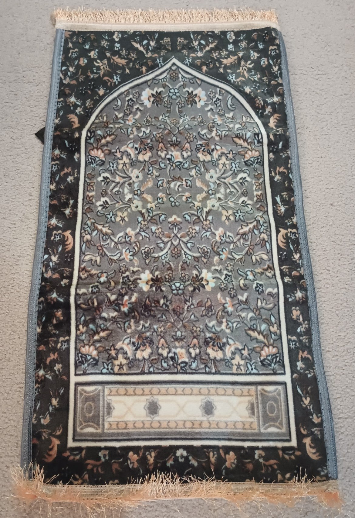 12 pieces of Prayer Rug (Ja-Namaaz/Prayer Mat/Sajjada) # A786C