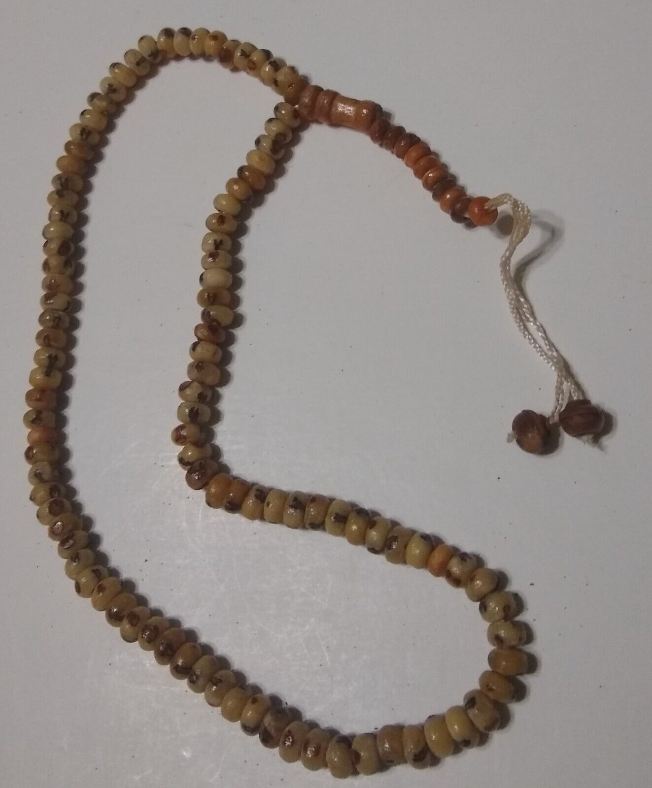 DATE SEED Prayer Beads-99 Beads + 2 Counters+ 10 Extra Counters on the Top DSPB