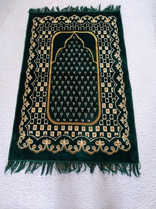 Prayer Rug/Sajjada/Ja-Namaaz/Prayer Mat (110 cm x 70 cm) Ser.: Bukhara # 1BBR