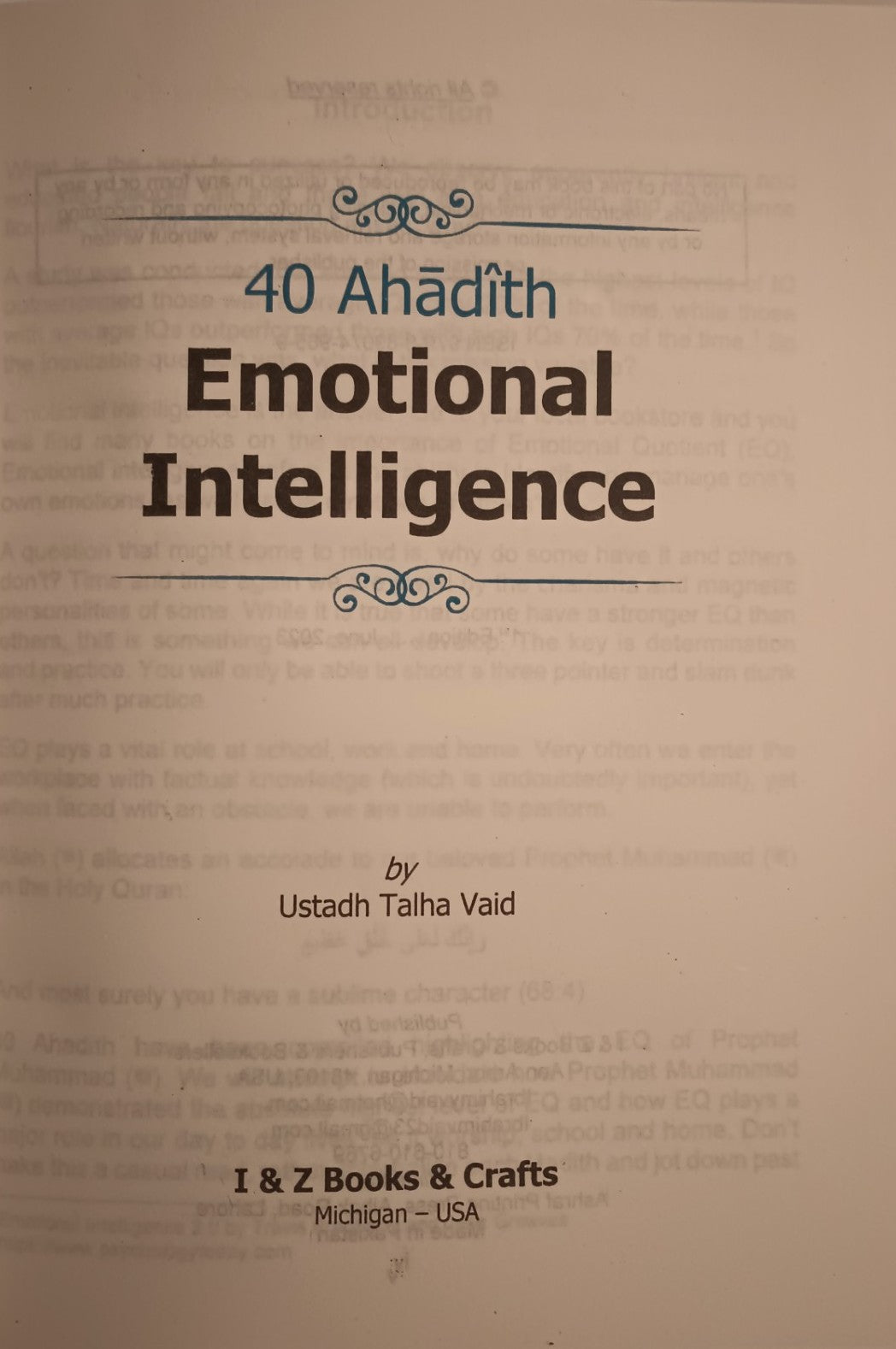 12 Copies of 40 Ahadith On Emotional Intelligence [Arabic + English] #TVFHOEI      by: Ustadh Talha Vaid