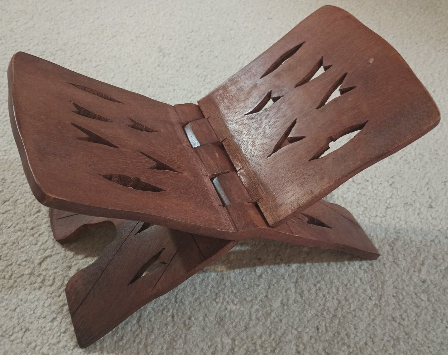 QURAN/BOOK HOLDER-Sheesham Wood (Rosewood) #157SACQH